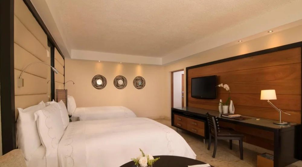 Elite Patio - Golf Cart Included at Casa de Campo Resort & Villas