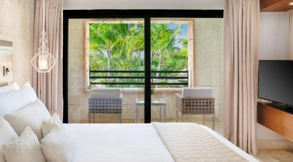 Castle, Junior Suite, One King, Garden View, Balcony at Sanctuary Cap Cana