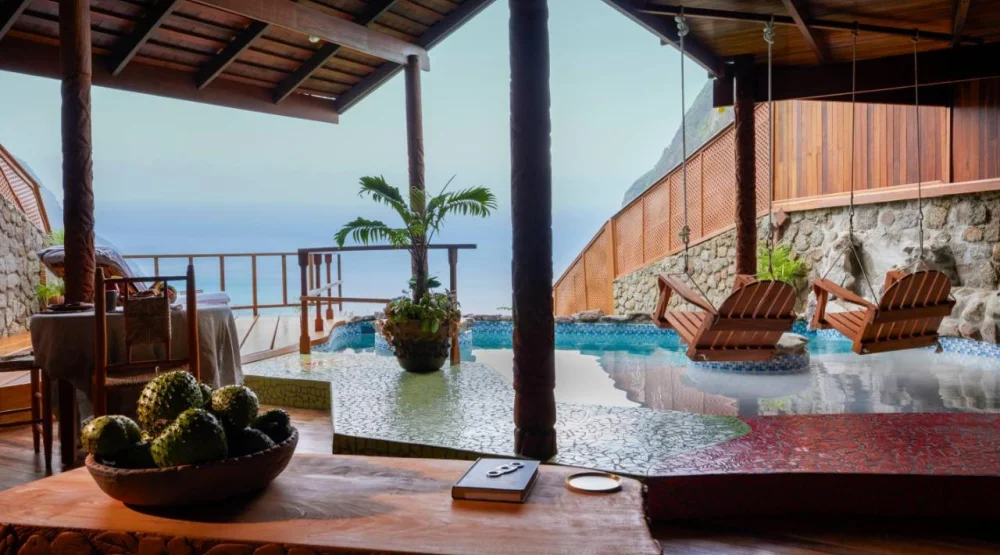 Heritage Suite with Heated Pool at Ladera