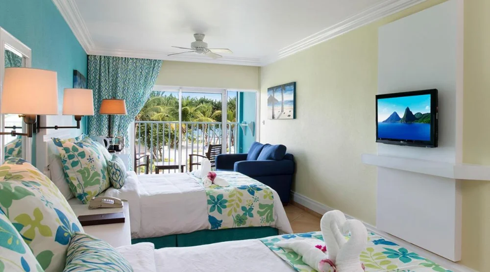 Splash Deluxe Oceanview at Coconut Bay Beach Resort & Spa