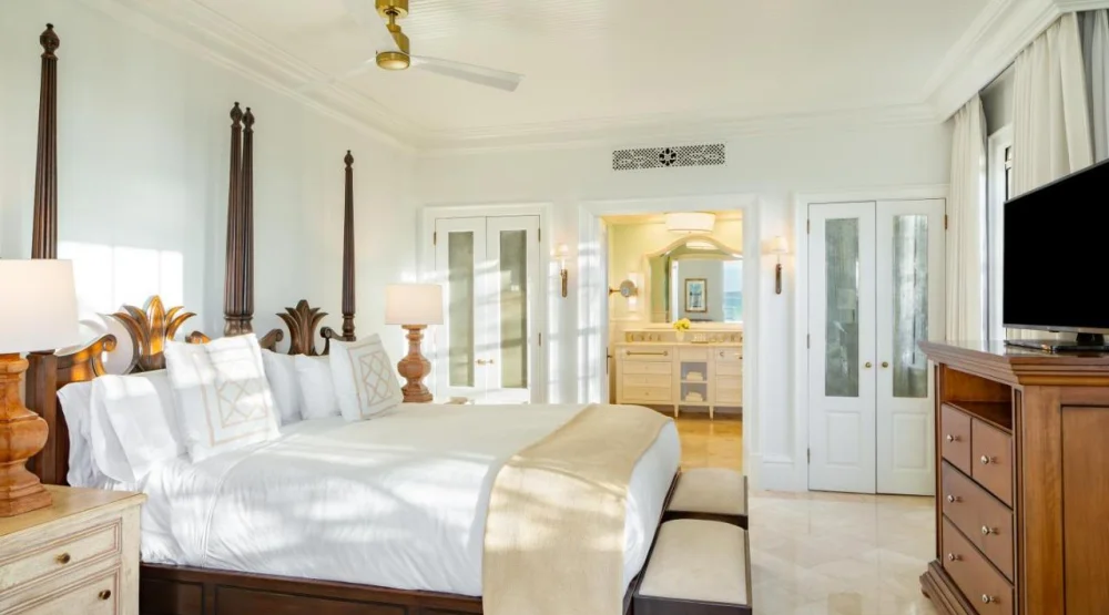 Oceanfront Deluxe Three Bedroom Suite at The Palms Turks & Caicos