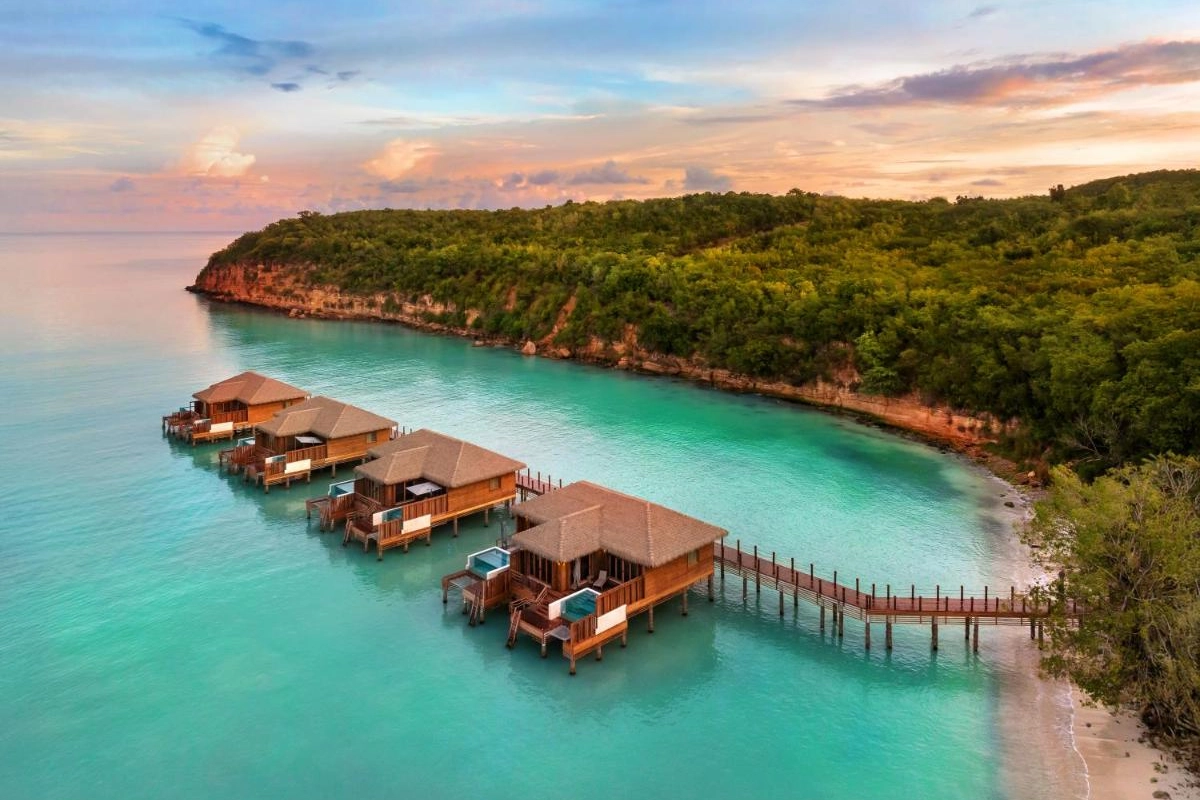 Royalton Chic Antigua Autograph Collection - Hotel Photo 1