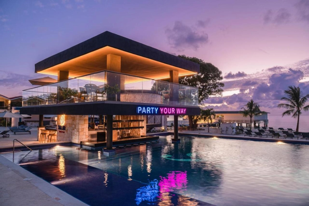 Royalton Chic Antigua Autograph Collection - Hotel Photo 3