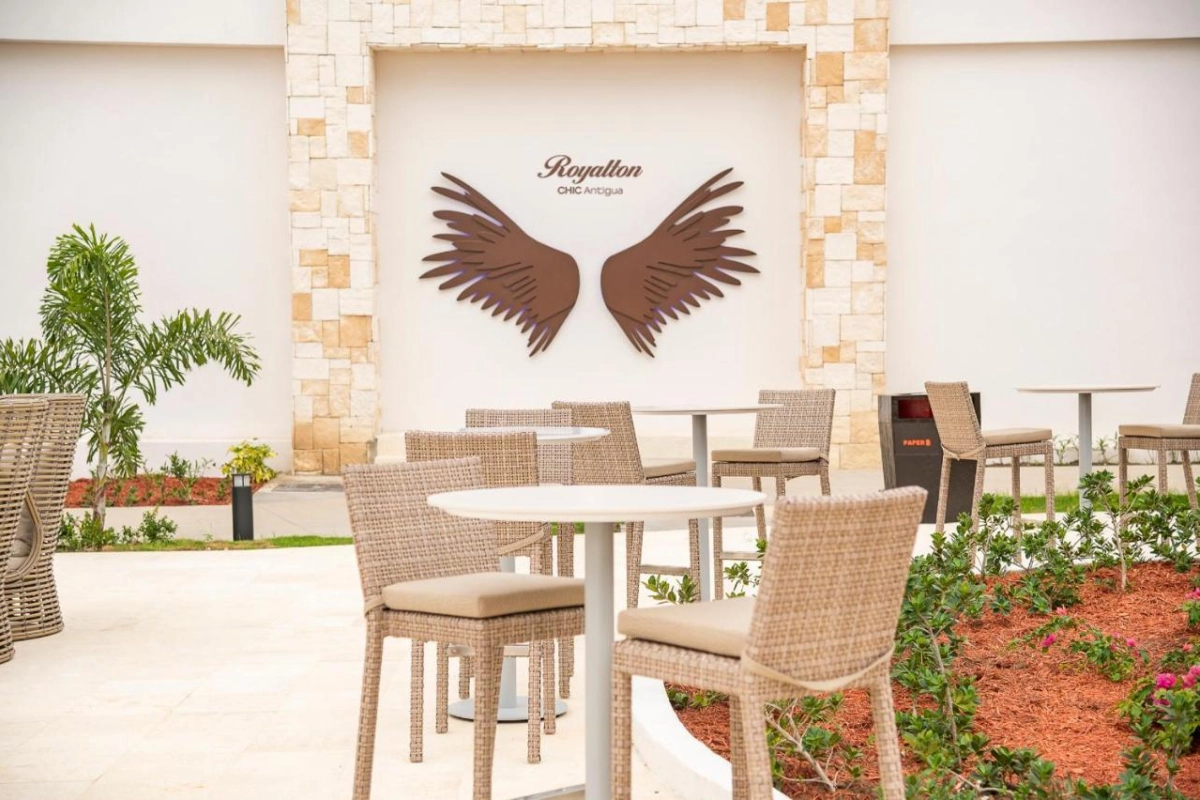 Royalton Chic Antigua Autograph Collection - Hotel Photo 19