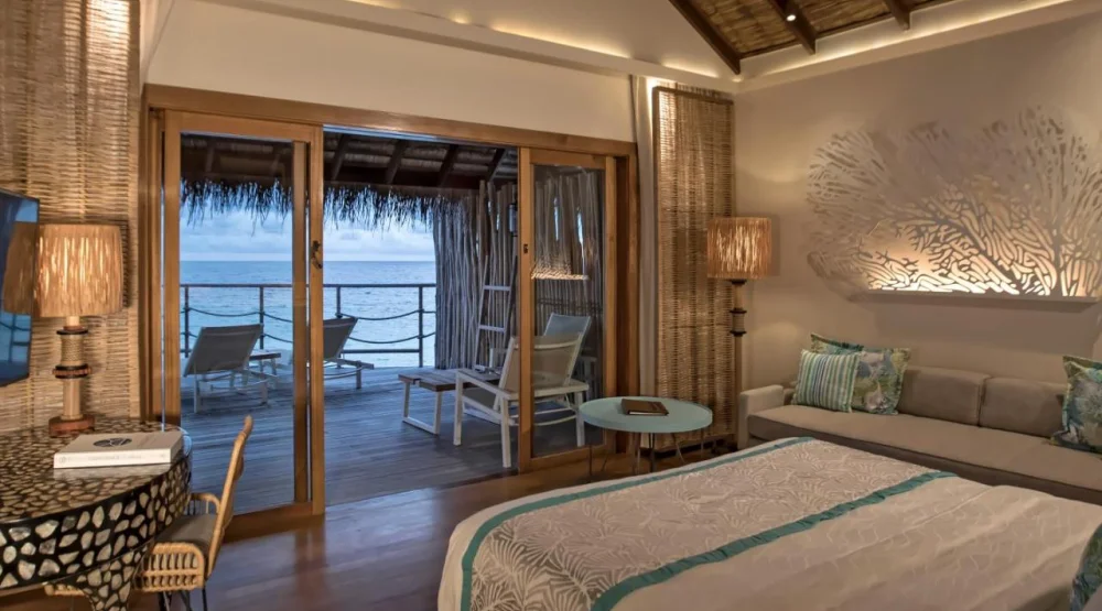 Water Villa at Constance Moofushi