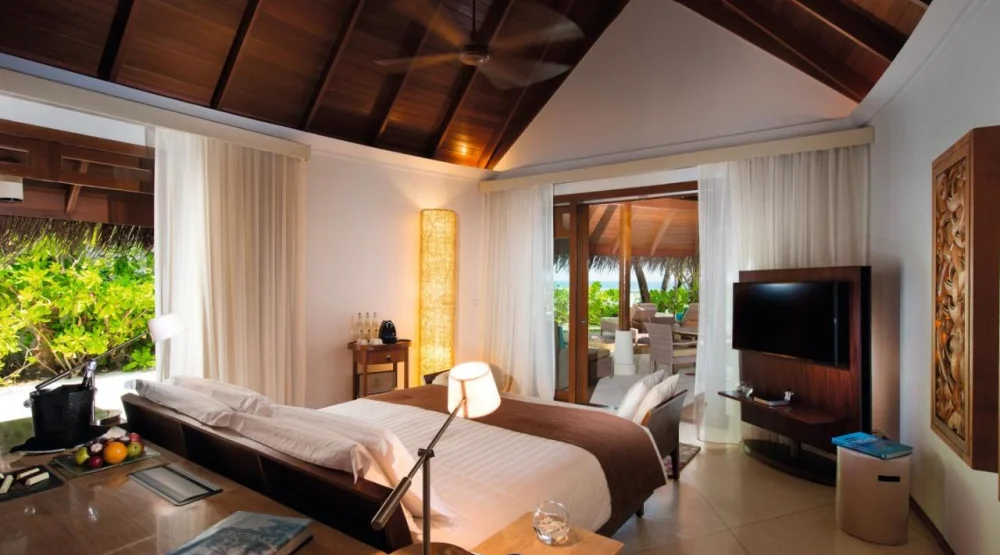 Beach Villa with Private Pool at Constance Halaveli