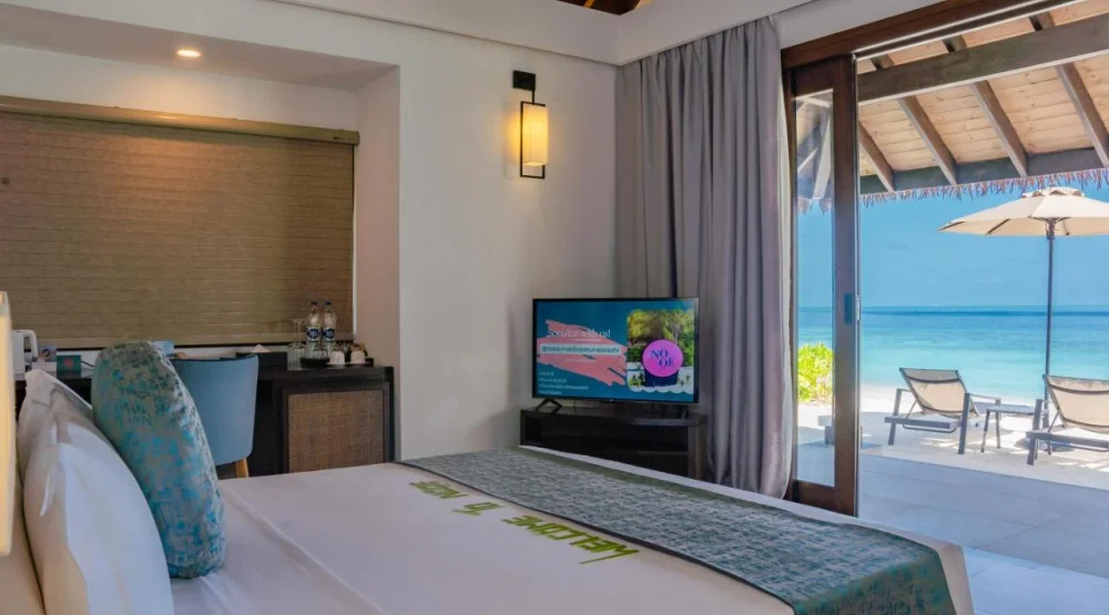 One Bedroom Sunset Beach Villa at NOOE Maldives Kunaavashi