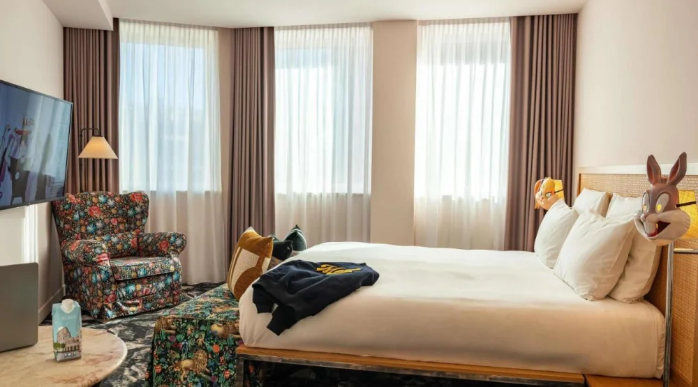 Large Mama Double at Mama Shelter Roma