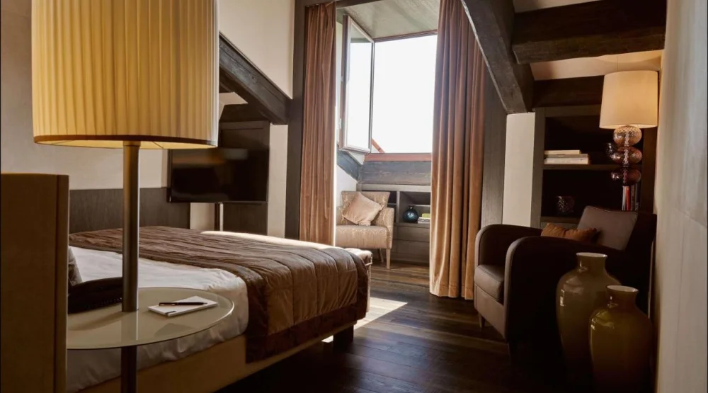 Suite with Canal View at Hyatt Centric Murano Venice