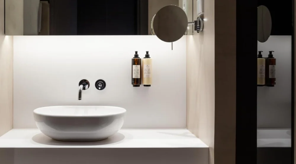 Collection Twin Room at Alexandra Barcelona Hotel Curio Collection by Hilton