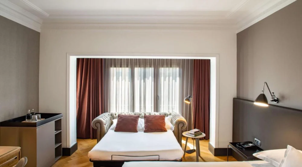 Collection Premium King Room with Sofa Bed at Alexandra Barcelona Hotel Curio Collection by Hilton