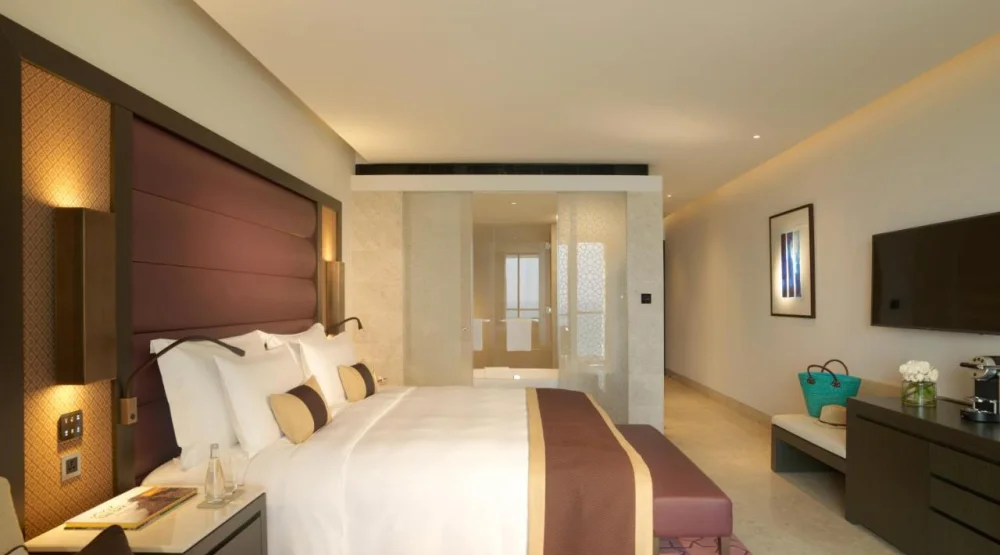 Superior Room King at Kempinski Hotel Muscat