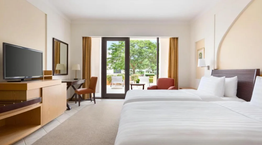 Twin Room at Shangri-La Barr Al Jissah Resort & Spa