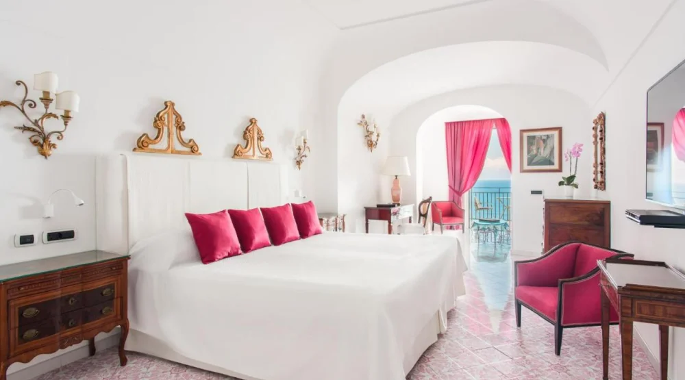 Executive Junior Suite with Sea View at Santa Caterina Hotel