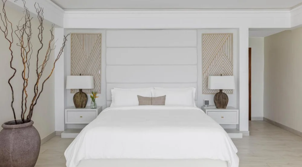 Beachfront Junior Suite - Rendezvous Beach at Aurora Anguilla Resort & Golf Club