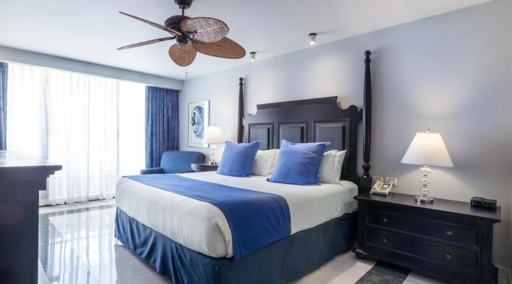 Deluxe Room at Barcelo Aruba