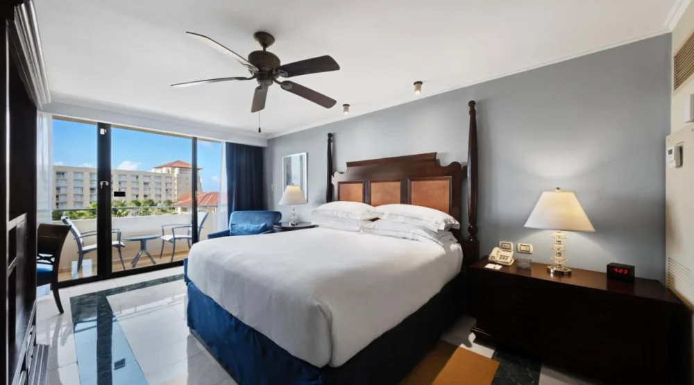 Royal Level Luxury Lateral Ocean View Room at Barcelo Aruba