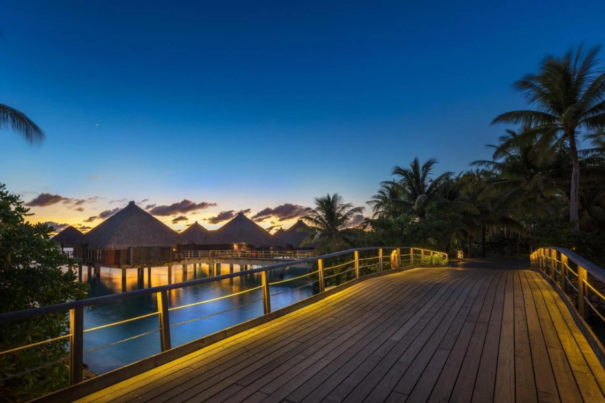 The St. Regis Bora Bora Resort - Hotel Photo 37