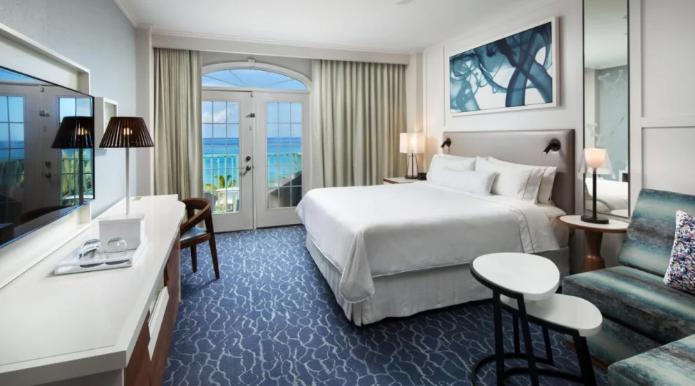 Ocean Pool, Guest Room, One King, Ocean View at The Westin Grand Cayman Seven Mile Beach Resort