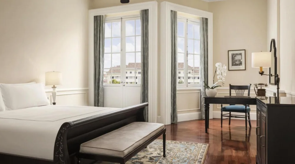 Landmark Suite at Raffles Hotel Le Royal