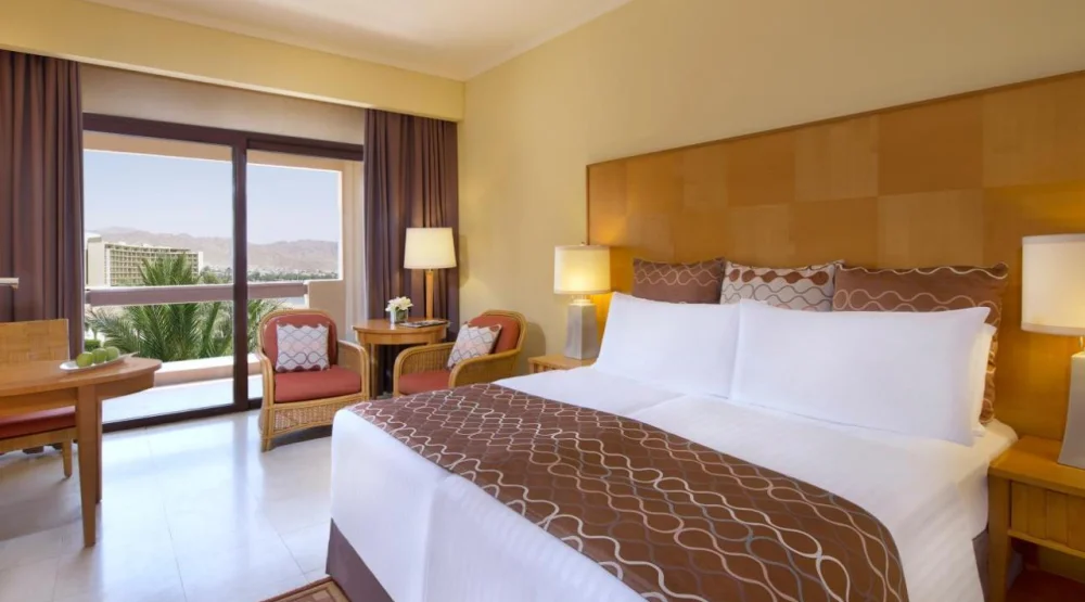 One King Classic with Private Balcony at Intercontinental Aqaba Resort