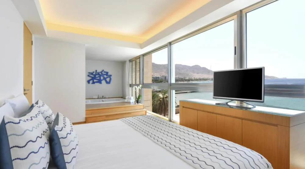 Executive Panoramic Sea View Suite (king Size Bed) at Kempinski Hotel Aqaba Red Sea