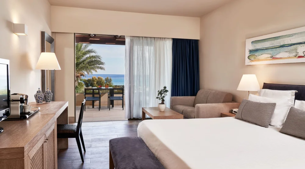 Seafront Junior  Suite at Aquagrand