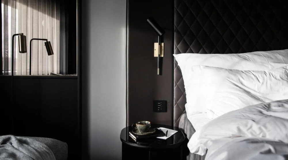 Standard Twin Room at At Six