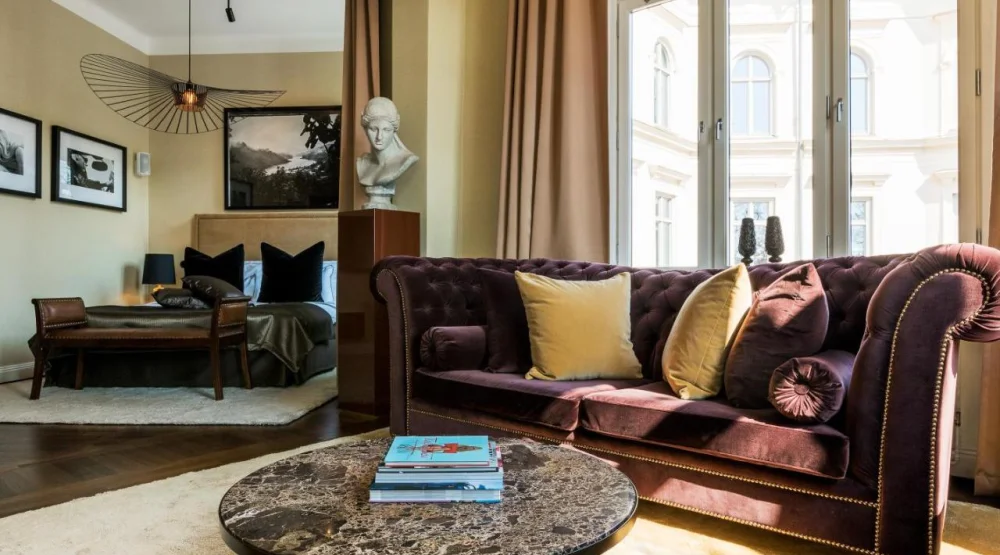 Medium King Room at Lydmar Hotel