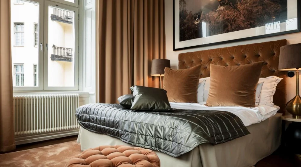 Large King Room at Lydmar Hotel