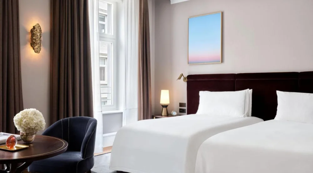 Deluxe Twin Room at Rosewood Vienna