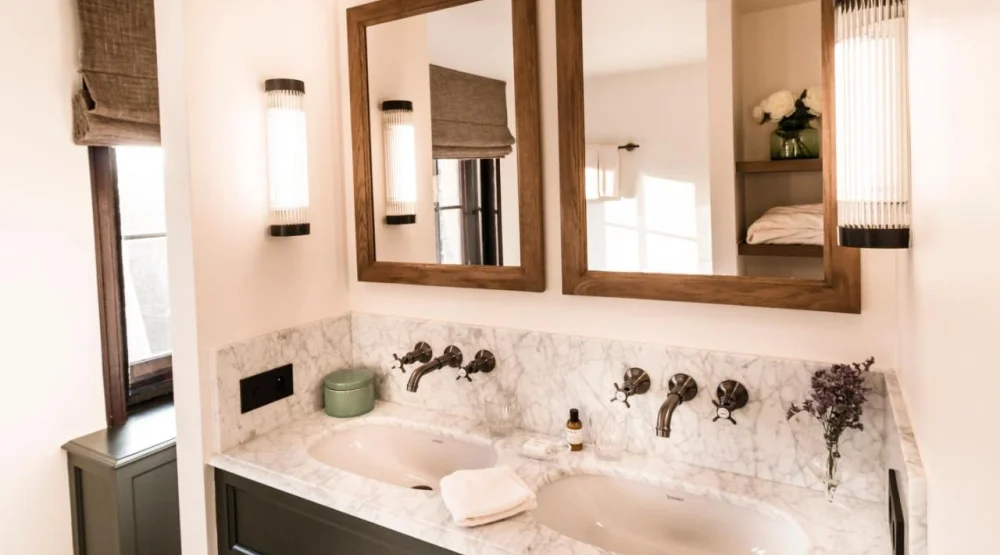 Duplex Deluxe King Suite at 1898 The Post