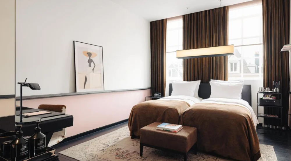 Deluxe Twin Room at Sir Albert Hotel