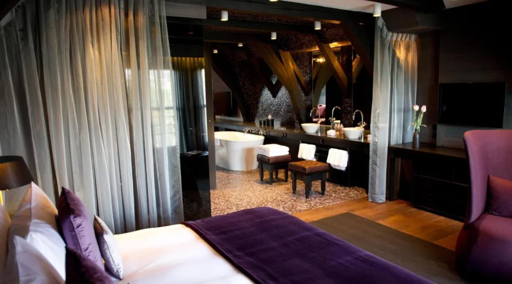 Executive Suite at Canal House