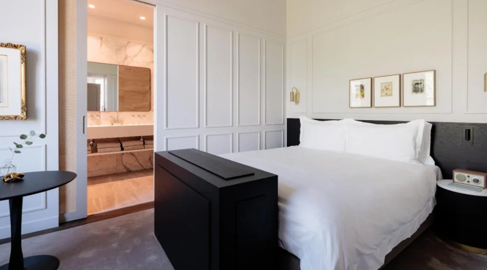 Suite at Pillows Grand Boutique Hotel Maurits at the Park