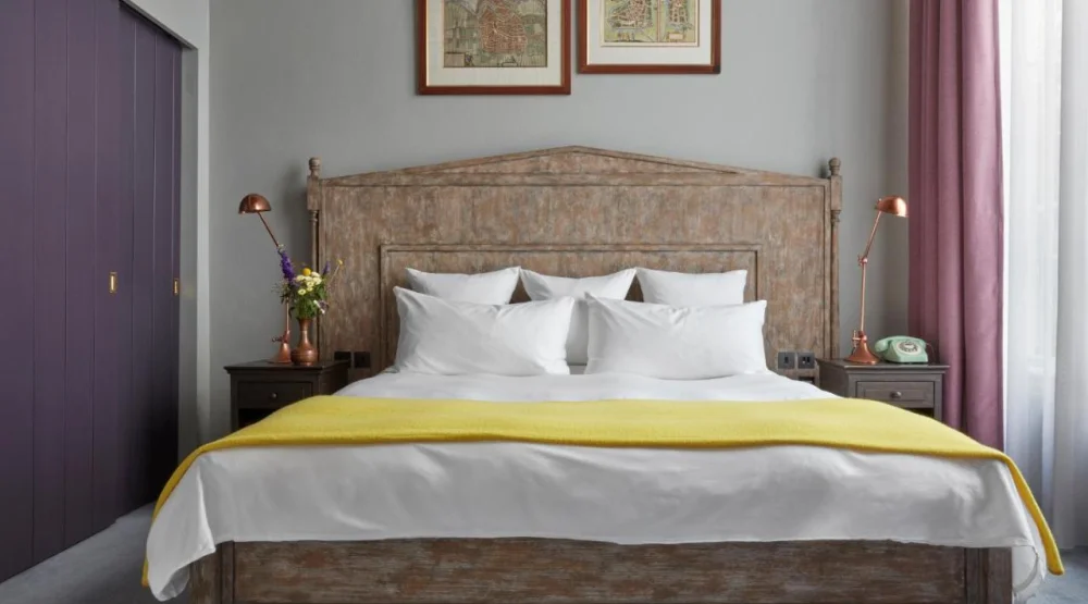 Book Collectors Suite at Pulitzer Amsterdam