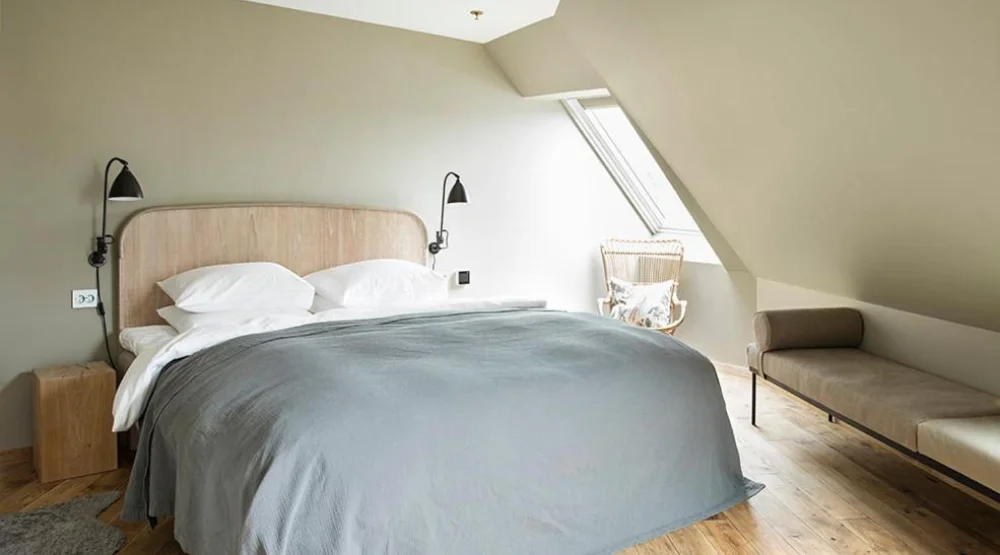 Queen Suite with Sea View at Hotel Brosundet