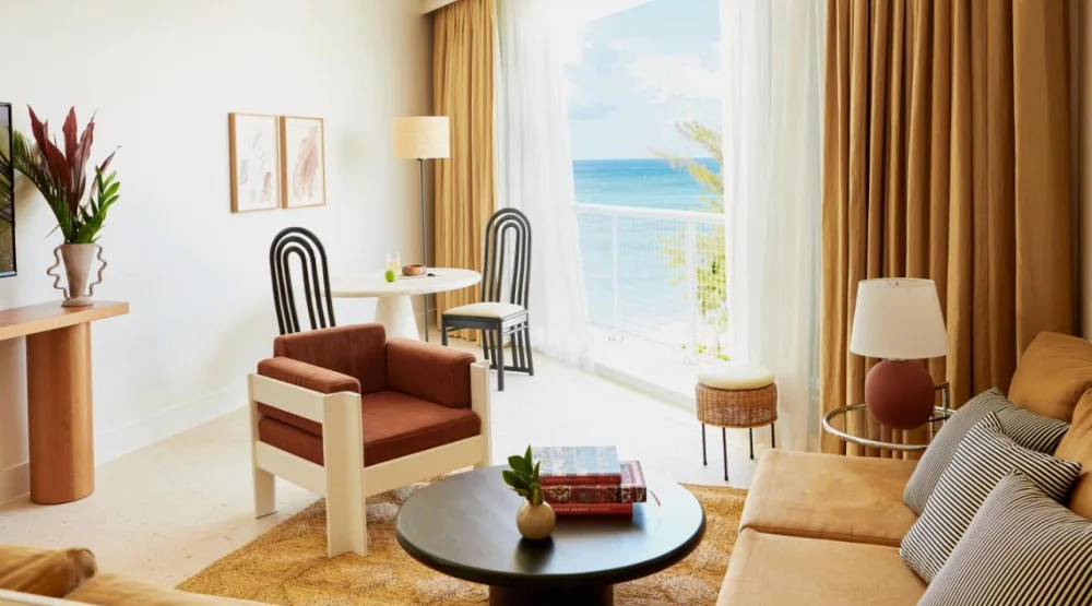 King Suite with Ocean View at Palm Heights