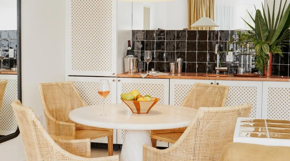 Superior Suite at Palm Heights