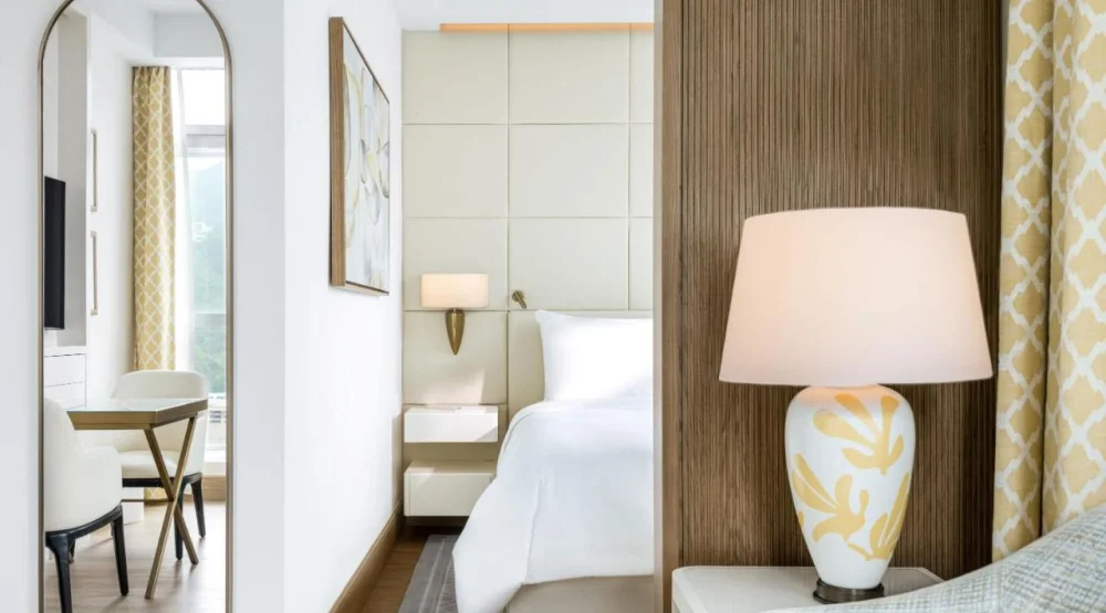 Studio Residence Twin at Lanson Place Hotel