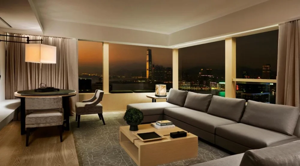 Upper Suite with Harbor View at The Upper House