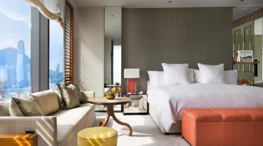 Corner Suite with Harbor View at Rosewood Hong Kong