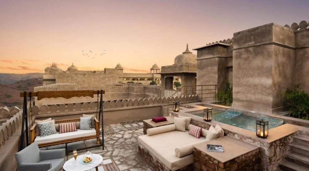 Thakur Bhagwati Singh Hot Tub Suite at Six Senses Fort Barwara