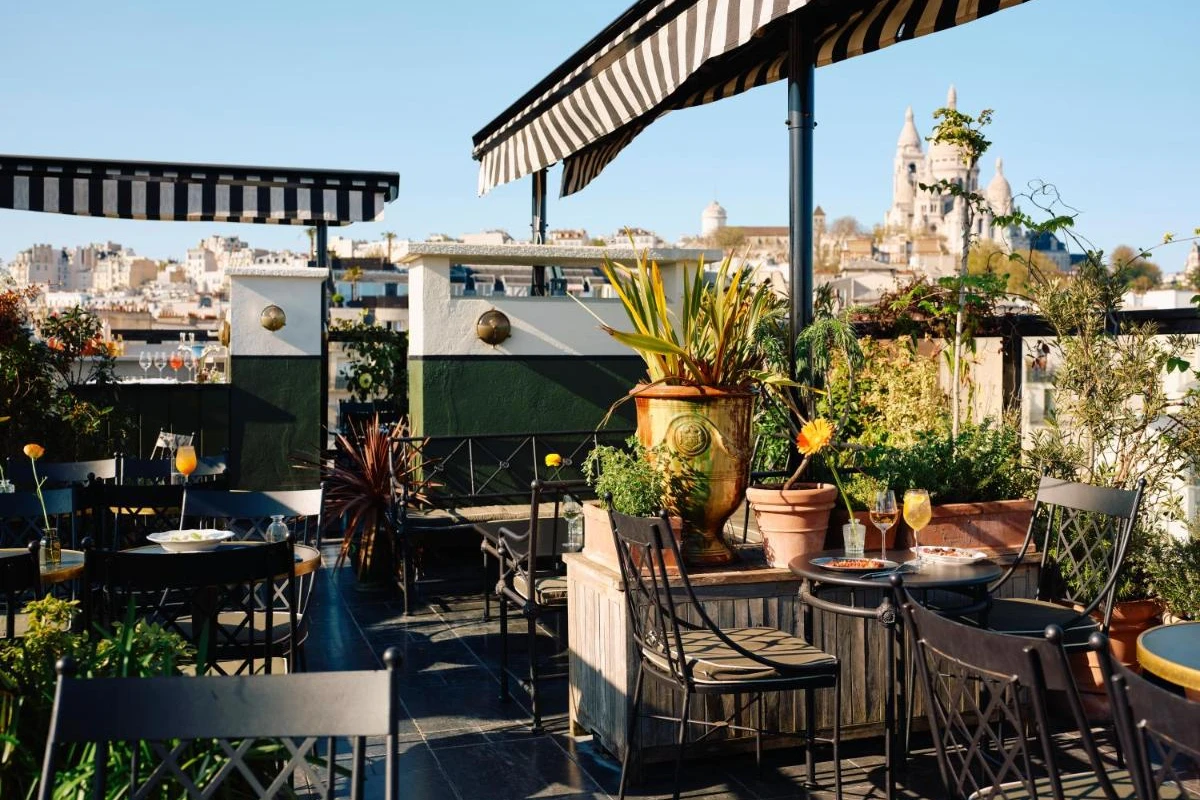 Hotel Rochechouart - Hotel Photo 1