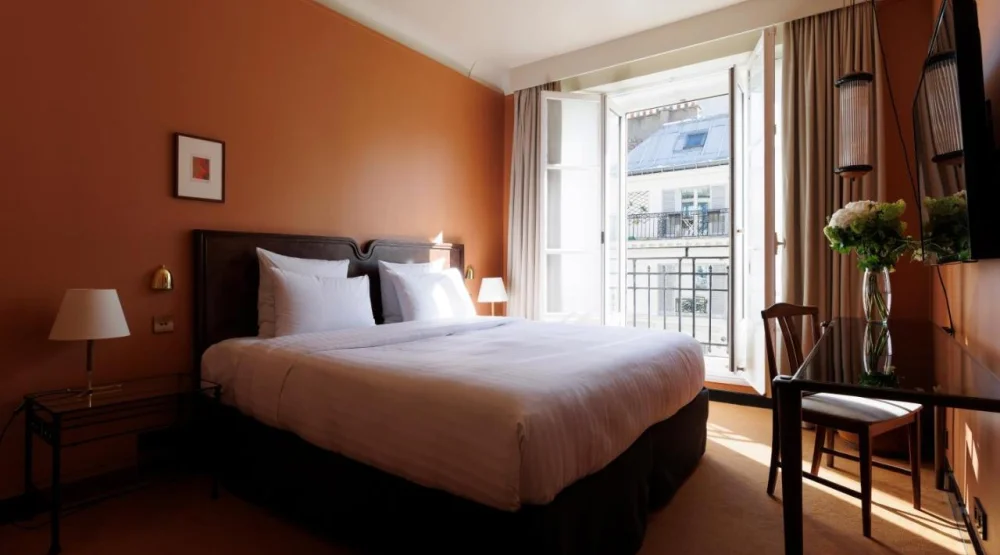 Chambre Supérieure at Hotel Rochechouart