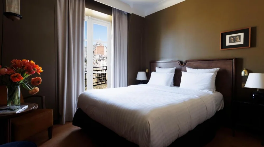 Chambre Classique Vue Sacré Coeur at Hotel Rochechouart