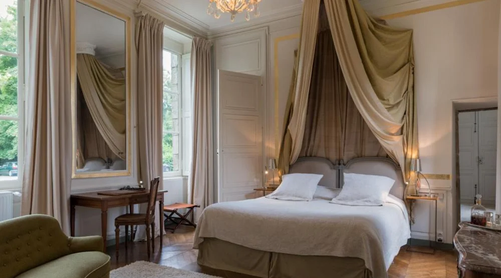 Deluxe Queen Suite at Chateau de Saint-Paterne