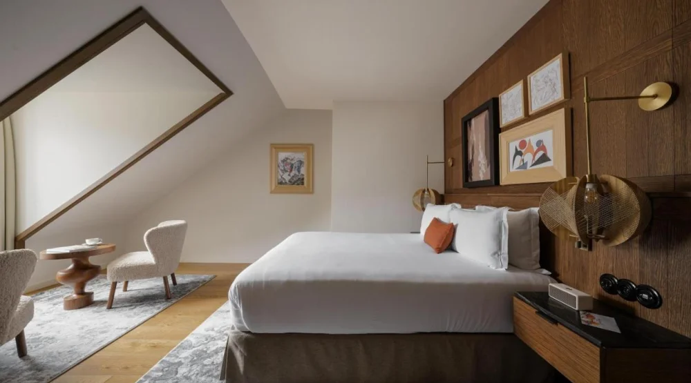 The Signature Extra Mansarde at Hotel Pulitzer Paris