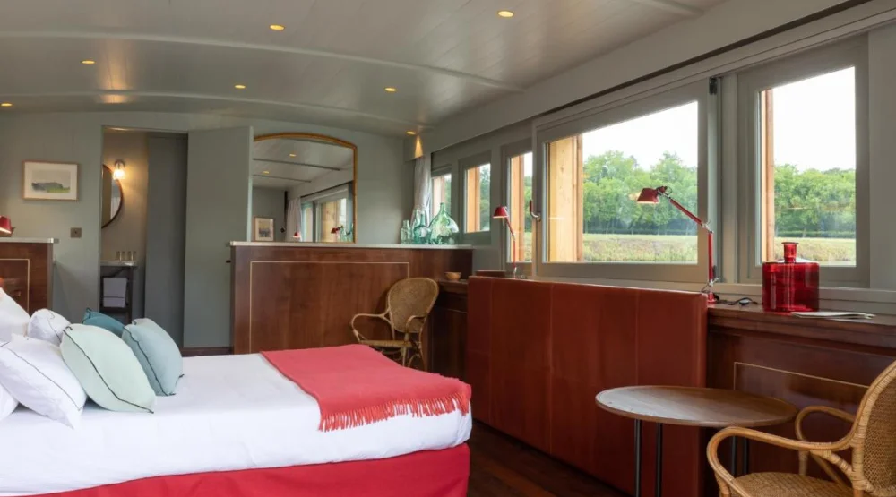 Suite with River View at Relais de Chambord