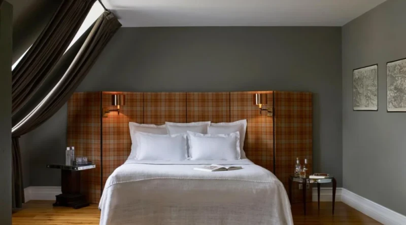 Deluxe Room at Chateau de Sacy